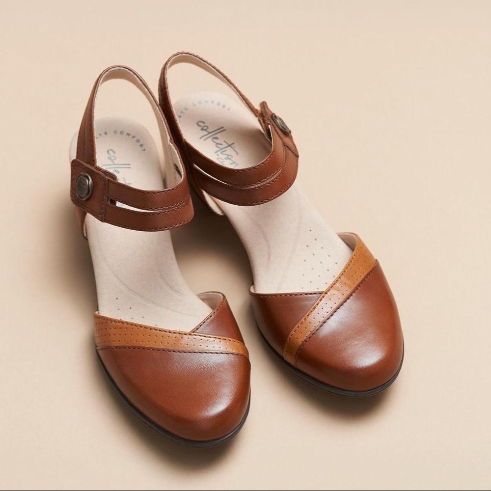 Clarks Valarie Rally Pumps